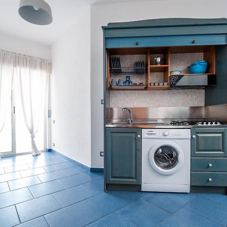 Oasi Azzurra Aparthotel Messina Buitenkant foto