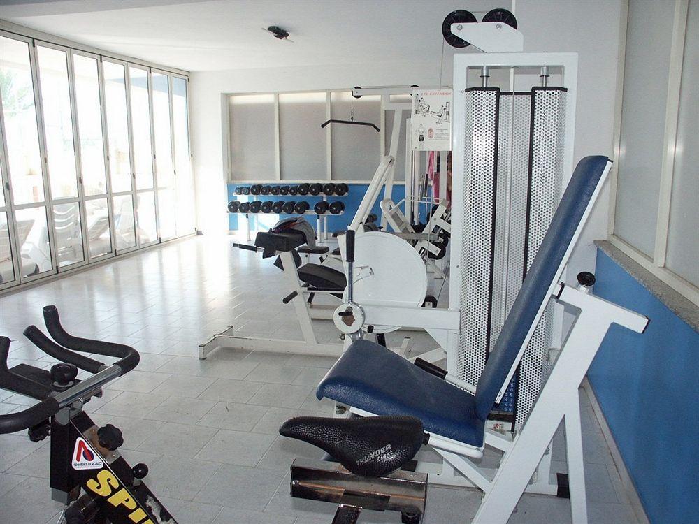 Oasi Azzurra Aparthotel Messina Buitenkant foto