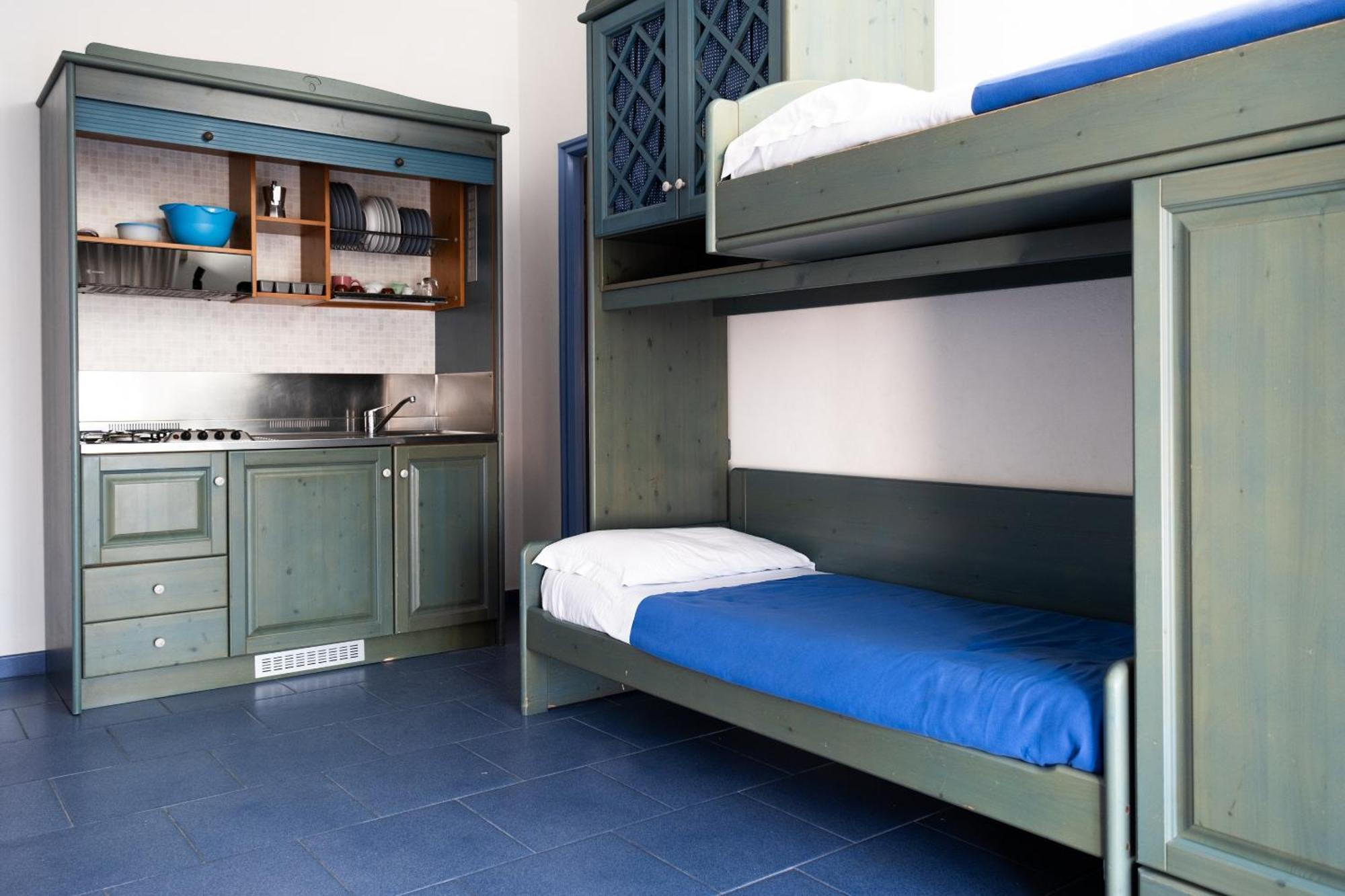 Oasi Azzurra Aparthotel Messina Buitenkant foto